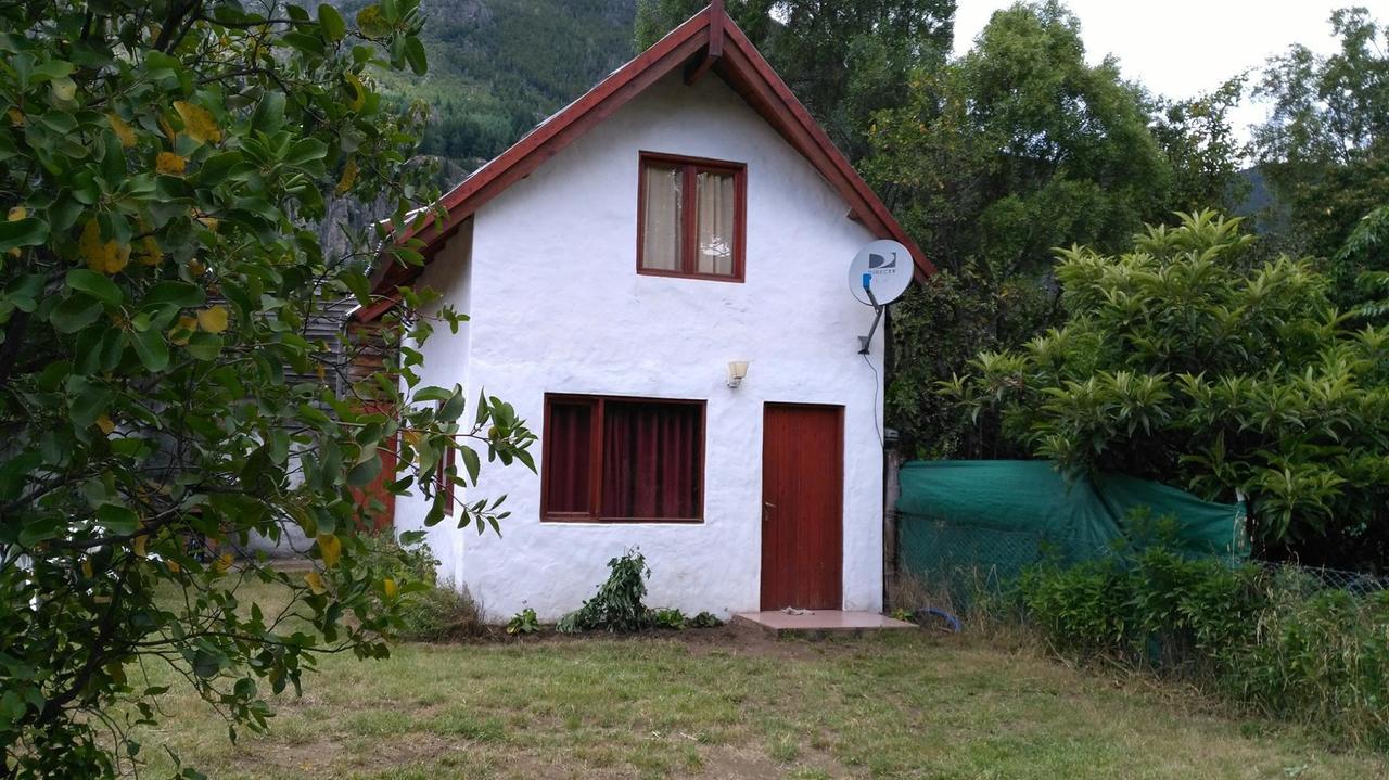 Cabanas Ucihuen Lago Puelo Luaran gambar